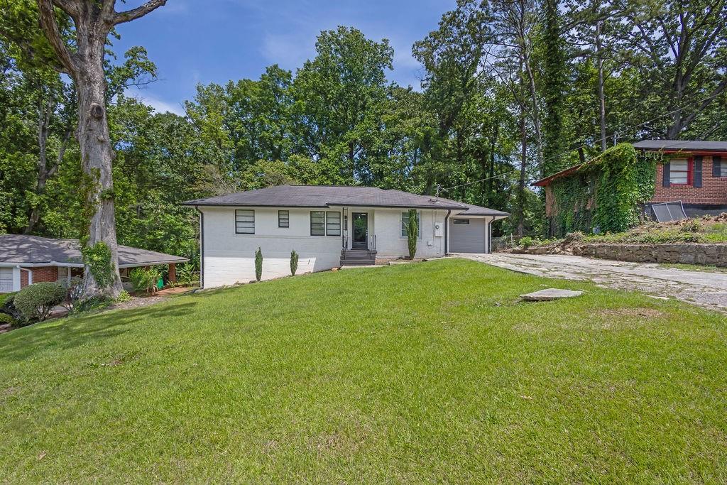 2636 Flagstone Drive SE