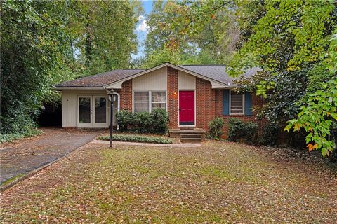 3166 Lindmoor Drive Decatur GA 30033