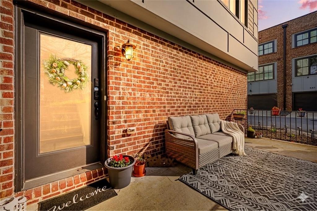 609 King Arnold Street