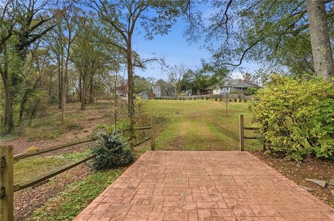 Vacant Land For Sale - 448 E Lake Drive<br/> Decatur, GA 30030