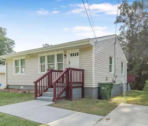 Photo of 330 Camfield Court SW, Atlanta, GA 30310 (MLS # 7730417)