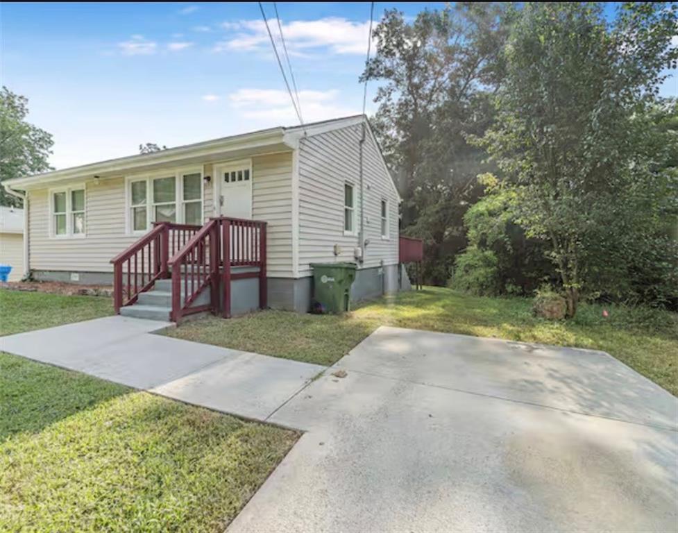330 Camfield Court SW