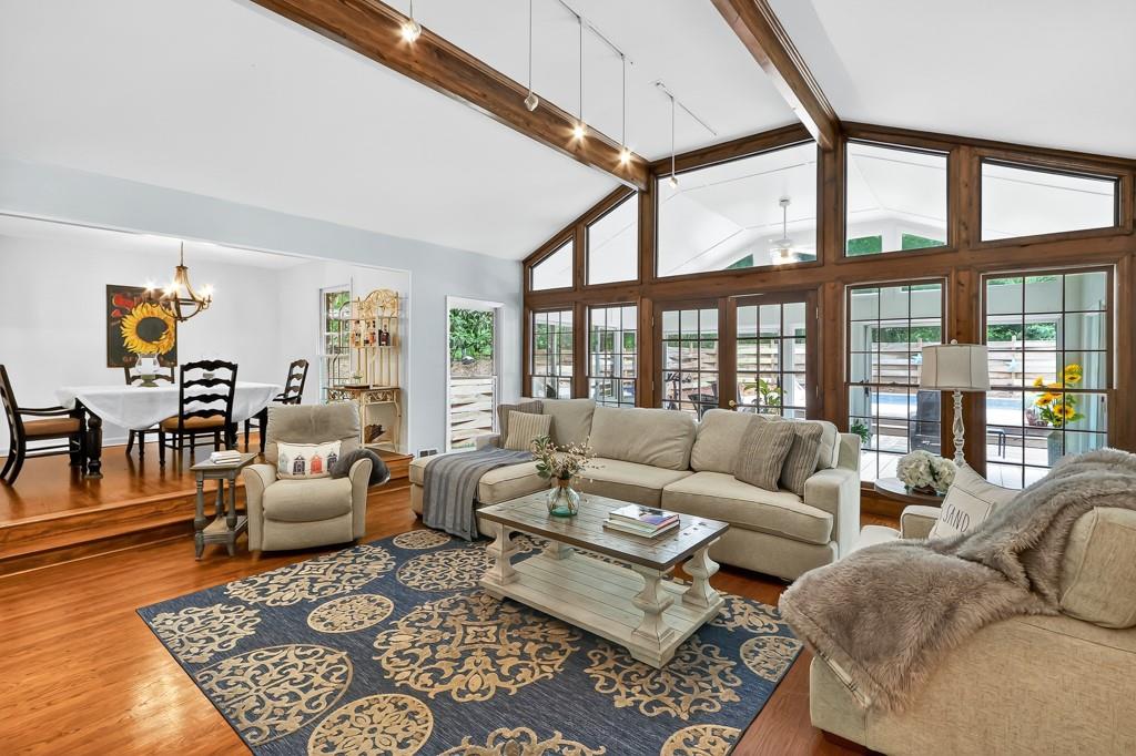 1031 Heathers Glen