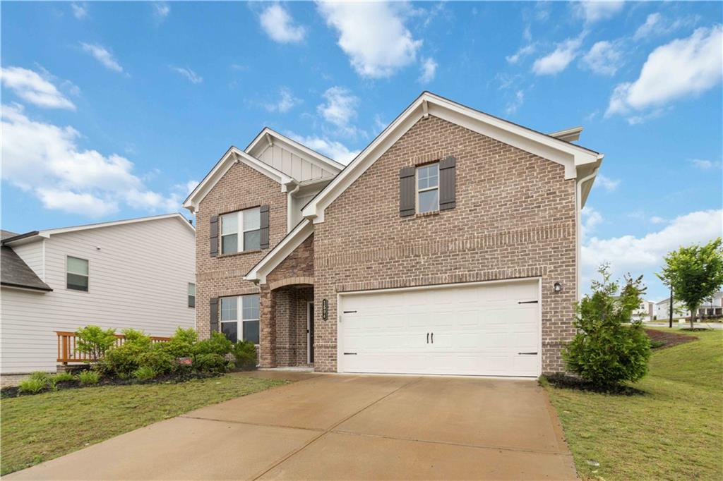 1504 Lemon Balm Court
