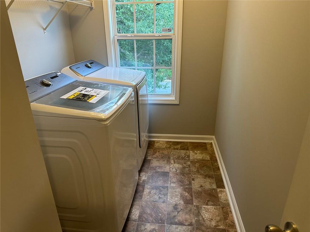 273 Bainbridge Circle
