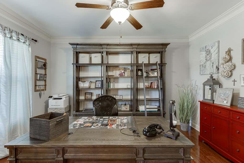 386 Ridge Walk Court