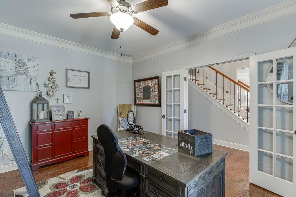 386 Ridge Walk Court