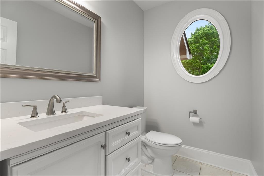 710 Glen Royal Drive, Roswell, Georgia image 13