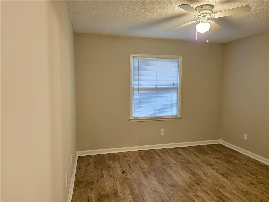 Oak Point - Residential Lease