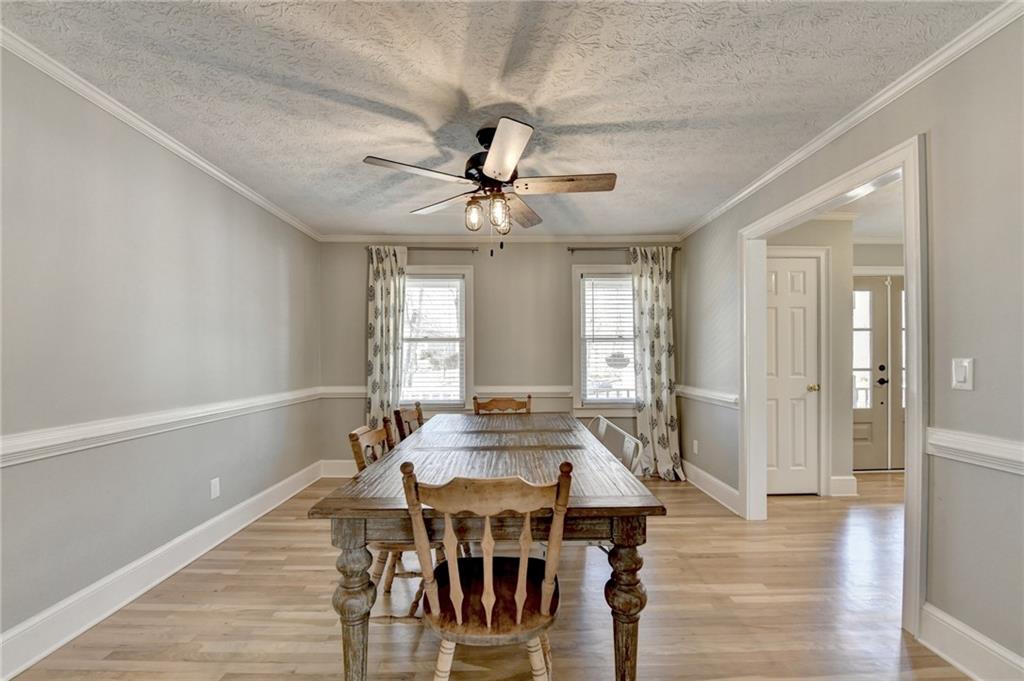 2085 Kings Valley Drive