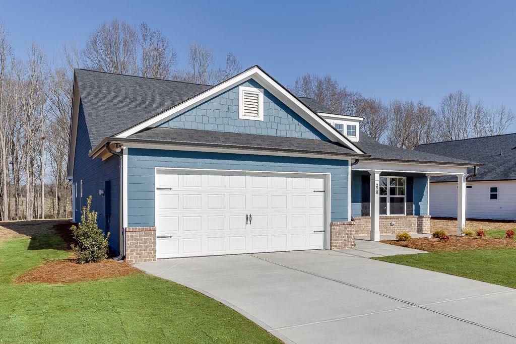 228 Franklin Hills Drive, Carnesville, Georgia image 3
