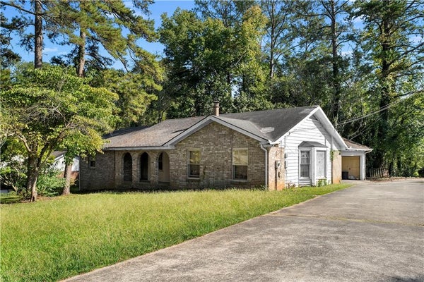 111 CANDY CIR, CARROLLTON, GA 30117 - Image 7f59acecab1398d2b93ee4c452f4e4af/1214666595