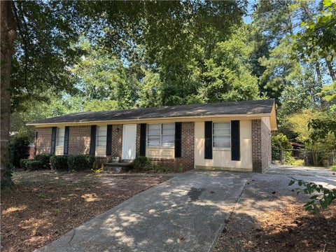 Homes For Sale - 723 Sheffield Road<br/> Norcross, GA 30071