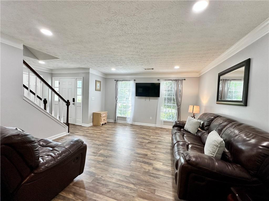 5223 HOLLYFIELD Drive