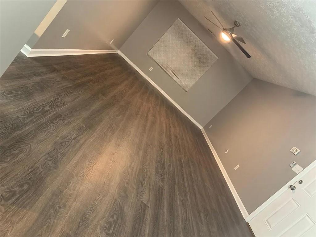 6203 Fairington Ridge Circle