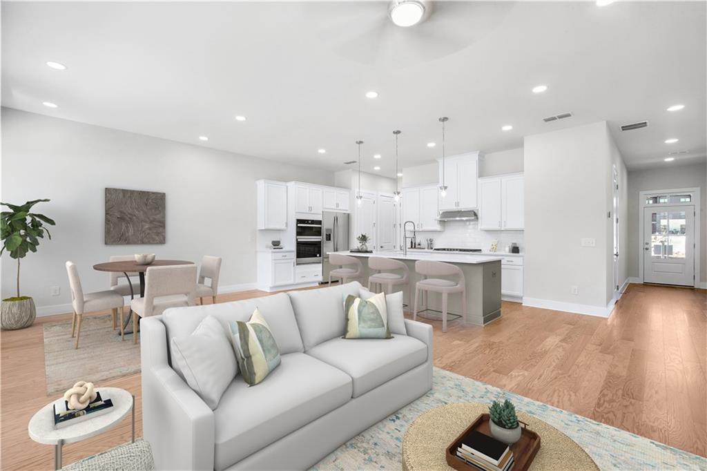 1935 Redfield Road NE 15