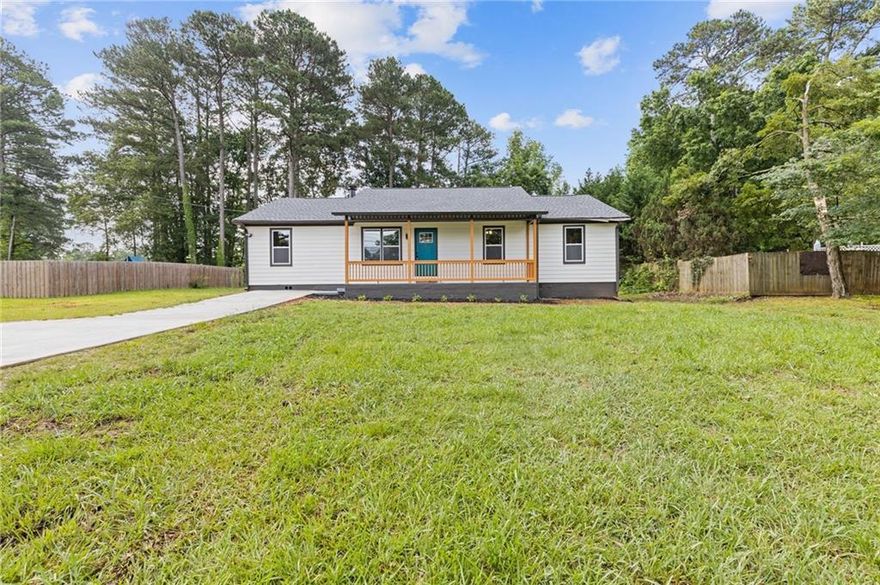 PRIME SUWANNEE LOCATION! FULLY RENOVATED & MOVE-IN READY 3 BED / 2 BATH RANCH ON A LEVEL .65 ACRE LOT WITH MATURE TREES AND LANDSCAPING. PERFECT FOR FIRST-TIME BUYERS OR INVESTORS! THIS BEAUTIFUL HOME HAS BEEN EXTENSIVELY UPDATED WITH BRAND NEW LVP FLOORING, A 3-LAYER ARCHITECTURAL ROOF, NEW A/C UNIT, NEW WATER HEATER, NEW DRIVEWAY, AND FRESH PAINT THROUGHOUT.

THE STUNNING, MODERN KITCHEN FEATURES NEW GLASS TILE FLOORING, GRANITE COUNTERTOPS, STAINLESS STEEL APPLIANCES, PLENTY OF CABINET SPACE, RECESSED LIGHTING, GLASS TILE BACKSPLASH, AND DESIGNER FIXTURES. BOTH BATHROOMS HAVE BEEN FULLY UPGRADED WITH NEW VANITIES, TOILETS, SINKS, AND CUSTOM GLASS TILE SHOWERS.

THE SPACIOUS FAMILY ROOM INCLUDES A COZY FIREPLACE AND OPENS TO THE DINING AREA AND KITCHEN—PERFECT FOR ENTERTAINING. NO HOA! NO RENTAL RESTRICTIONS! LOCATED CLOSE TO TOP-RATED SCHOOLS, SHOPPING, AND DINING. DON’T MISS THIS INCREDIBLE OPPORTUNITY—SCHEDULE YOUR TOUR TODAY AND WELCOME HOME!