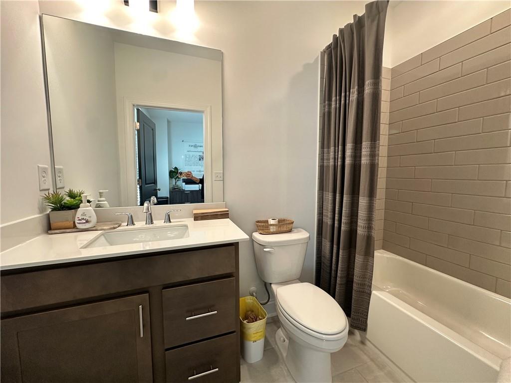 536 Alice Way D6