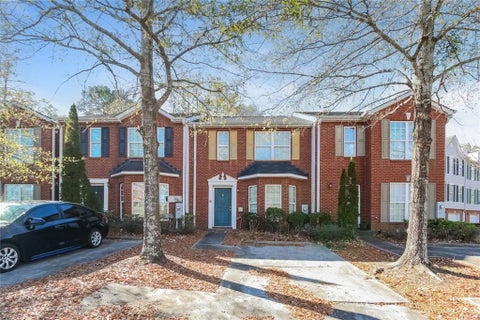 Townhouse For Sale - 2700 Norfair Loop<br/> Lithonia, GA 30038