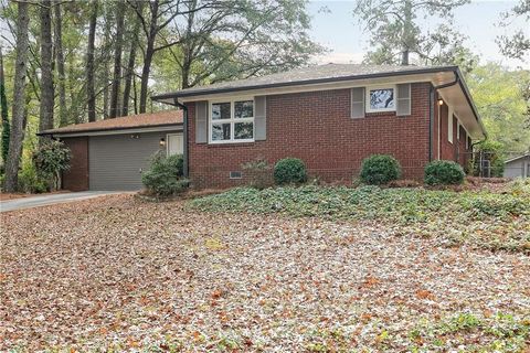 A home in Powder Springs