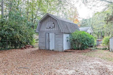 A home in Powder Springs