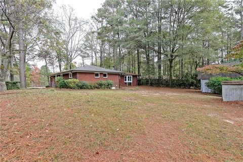 A home in Powder Springs