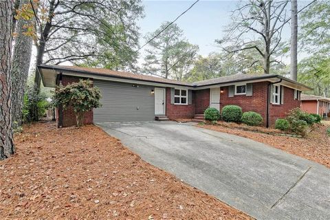 A home in Powder Springs