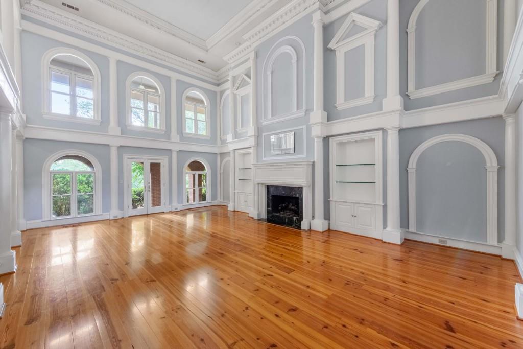 631 Fairfield Road NW