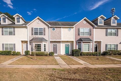 8652 Thomas Road Riverdale GA 30274