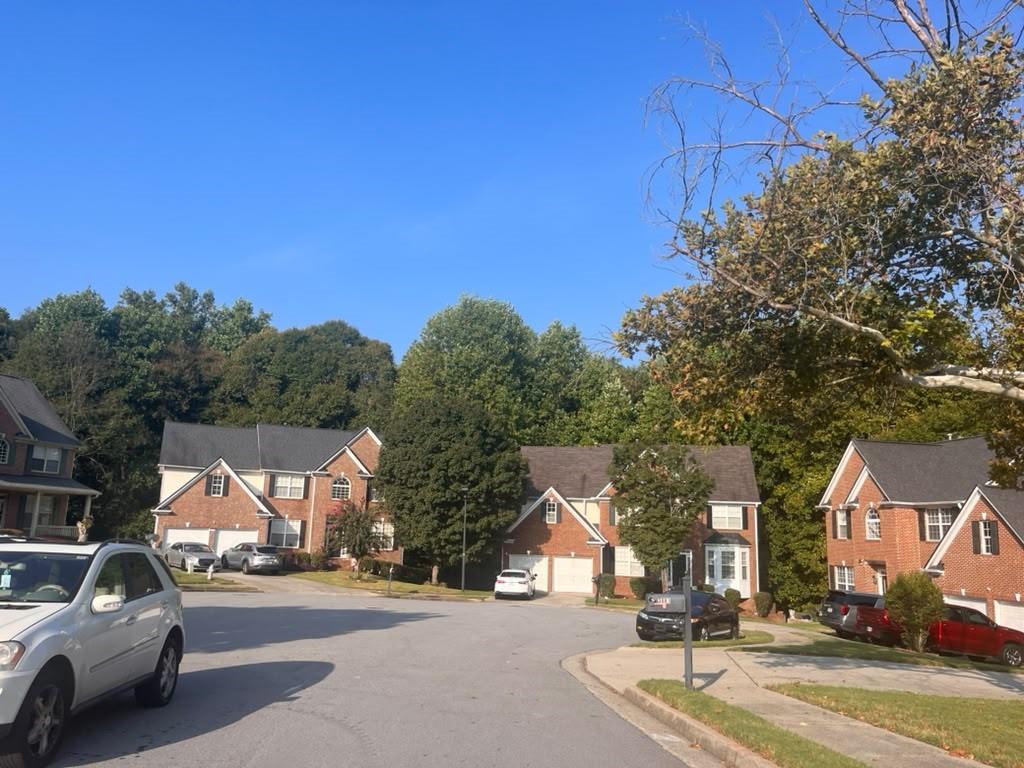 3881 Roxfield Drive