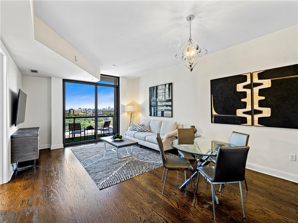 270 17th Street NW 2108