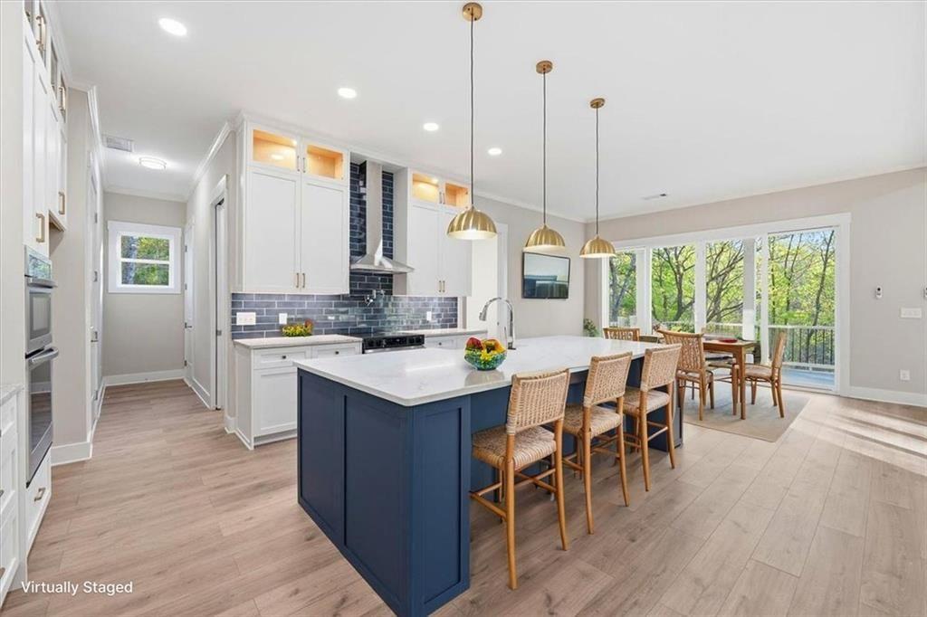 7711 Elm Circle