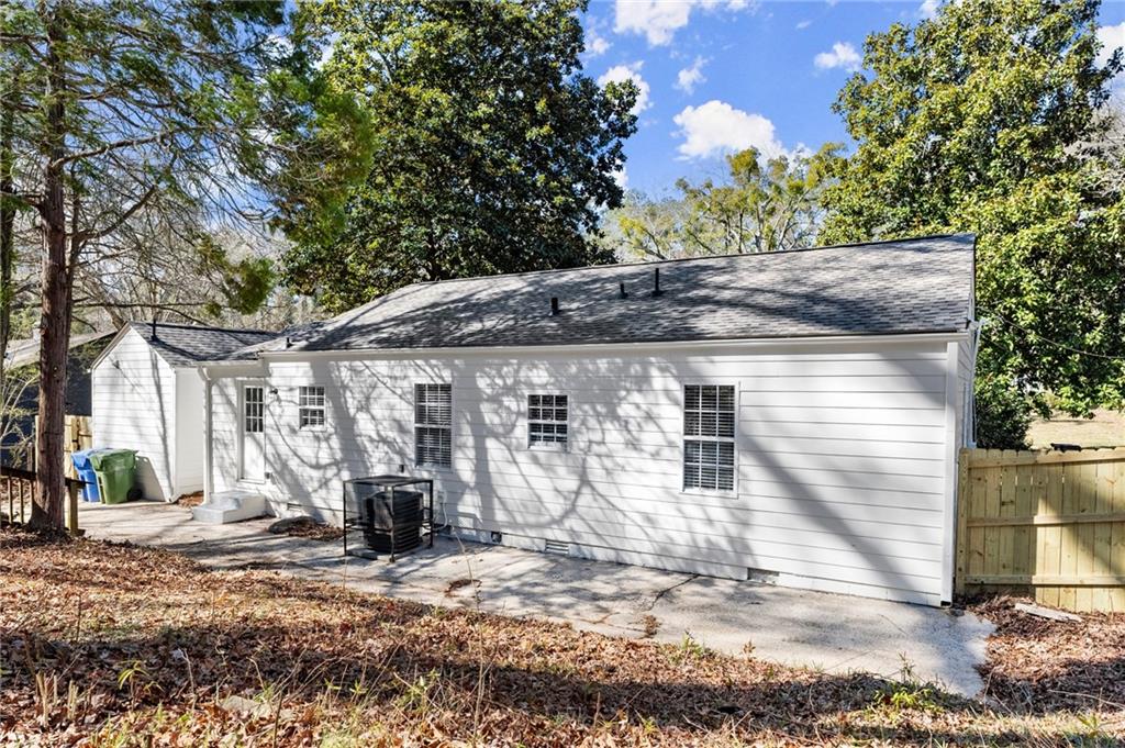 1428 Pinehurst Drive, Atlanta, Georgia image 25