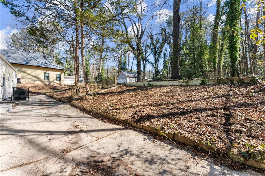1428 Pinehurst Drive, Atlanta, Georgia image 28