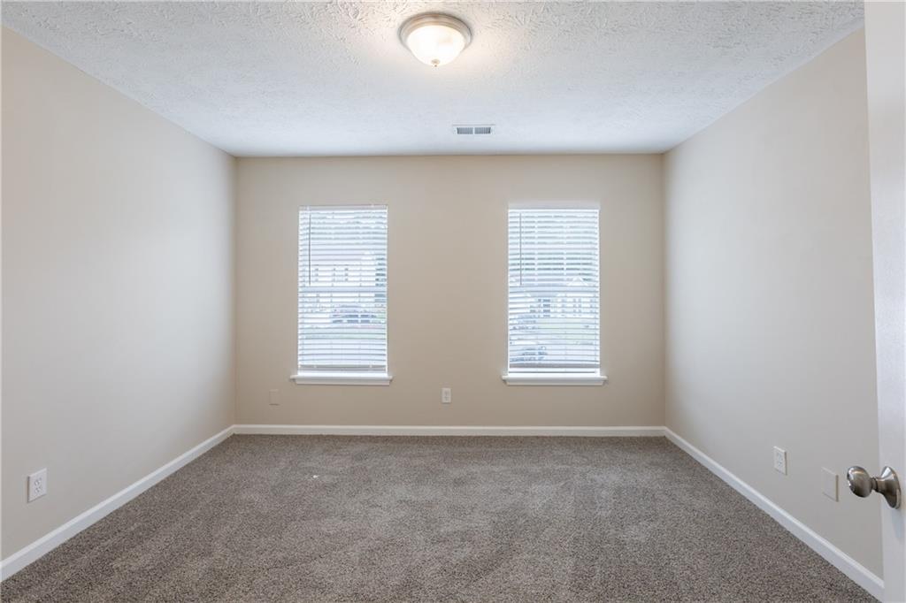 6590 Smoke Ridge Drive, Atlanta, Georgia image 25