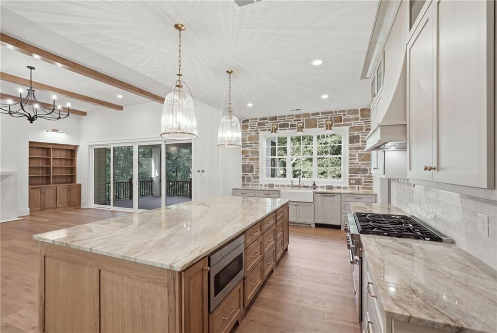 82 Ridgetop Court