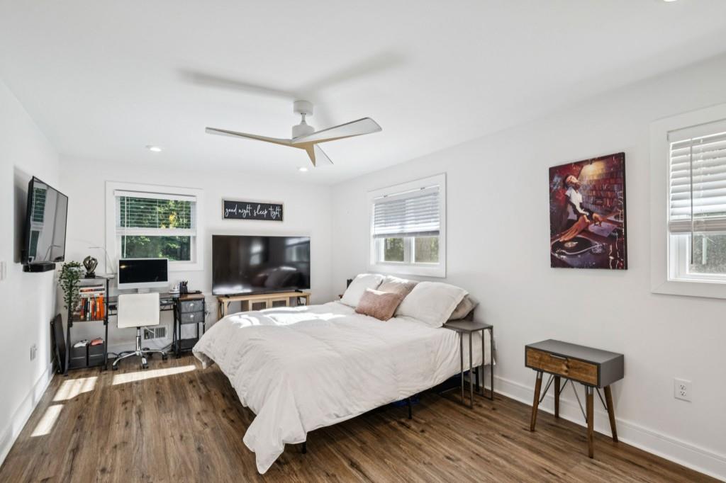 2432 Kelly Lake Drive