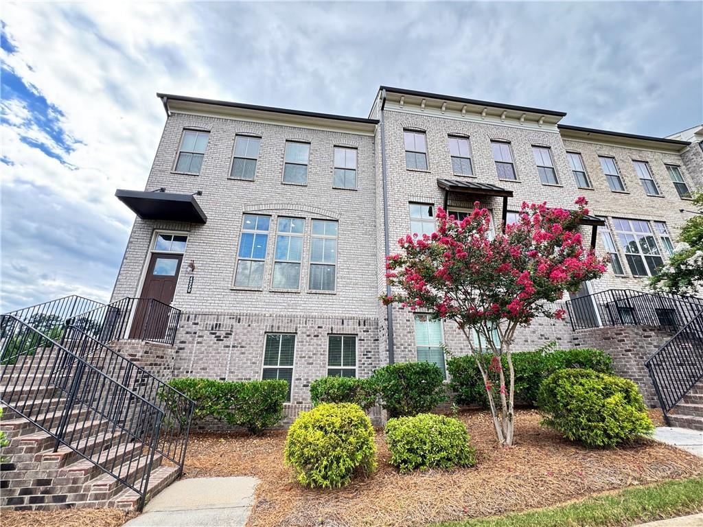 4250 Spruce Pine Alley