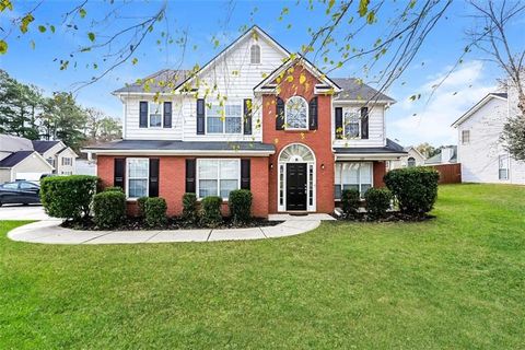 Homes For Sale - 170 Saddleview Trail<br/> Riverdale, GA 30274