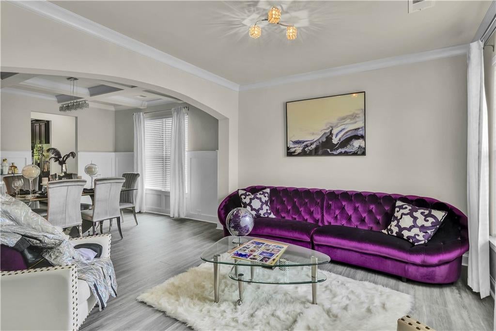 2986 Parkland View
