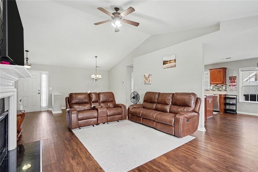 2416 Centennial Hill Way NW