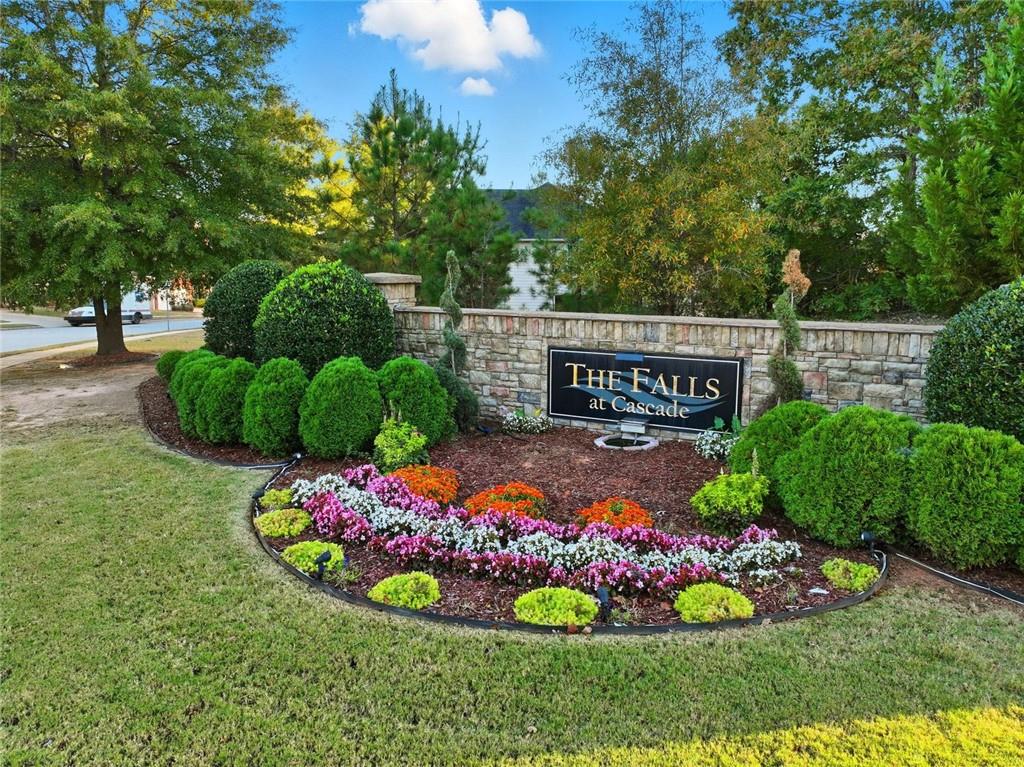 The Falls at Cascade Palms - Residential