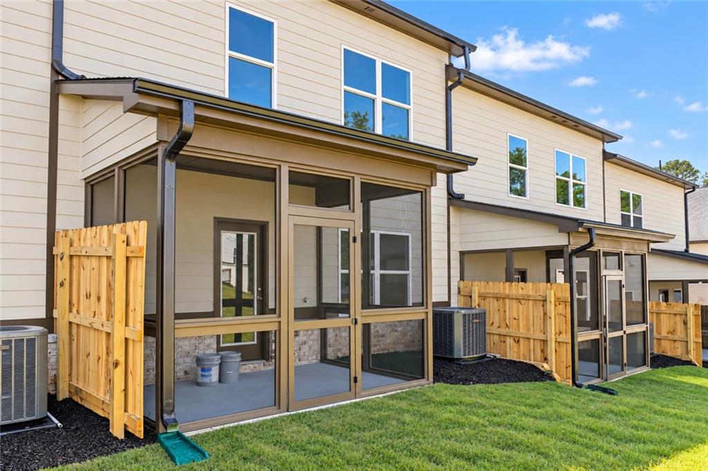 4353 Fern River Bend 33