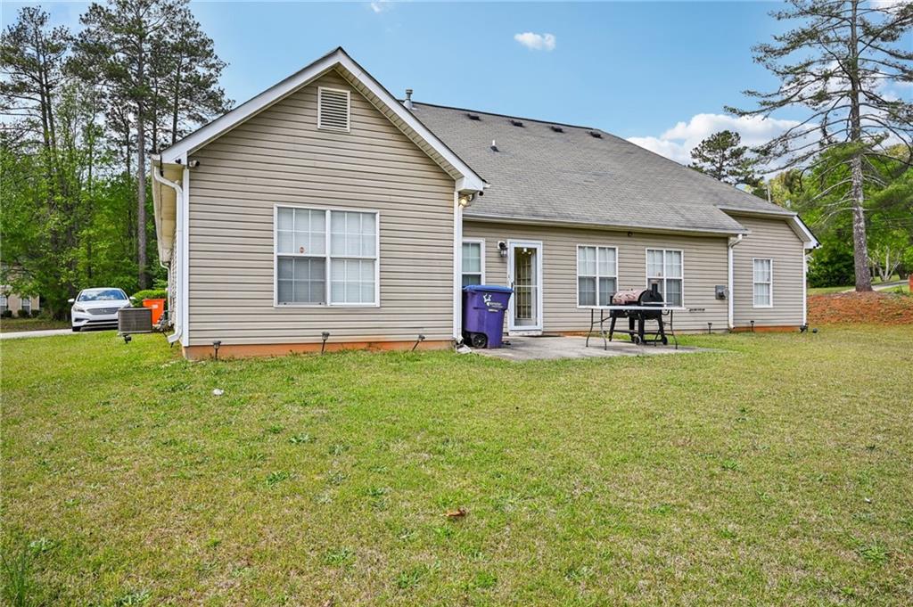 6350 Wellesley Drive, Riverdale, Georgia image 27