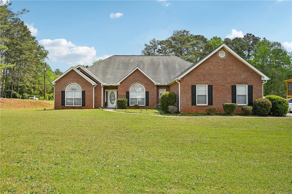 6350 Wellesley Drive, Riverdale, Georgia image 1