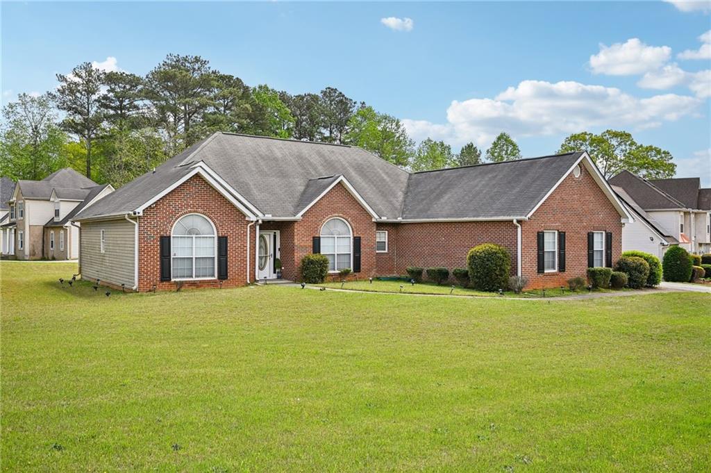 6350 Wellesley Drive, Riverdale, Georgia image 2