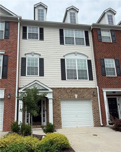 Townhouse For Rent - 3832 Chattahoochee Summit Drive #30<br/> Atlanta, GA 30339