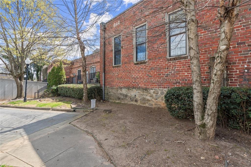 644 Wells Street #8, Atlanta, Georgia image 31