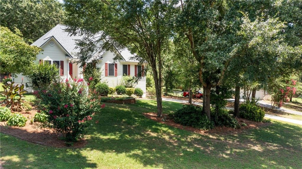24 Woodhaven Court SW