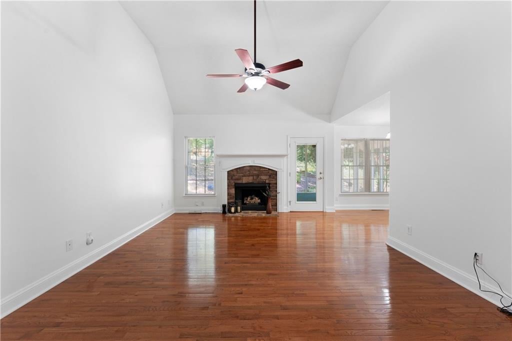 24 Woodhaven Court SW
